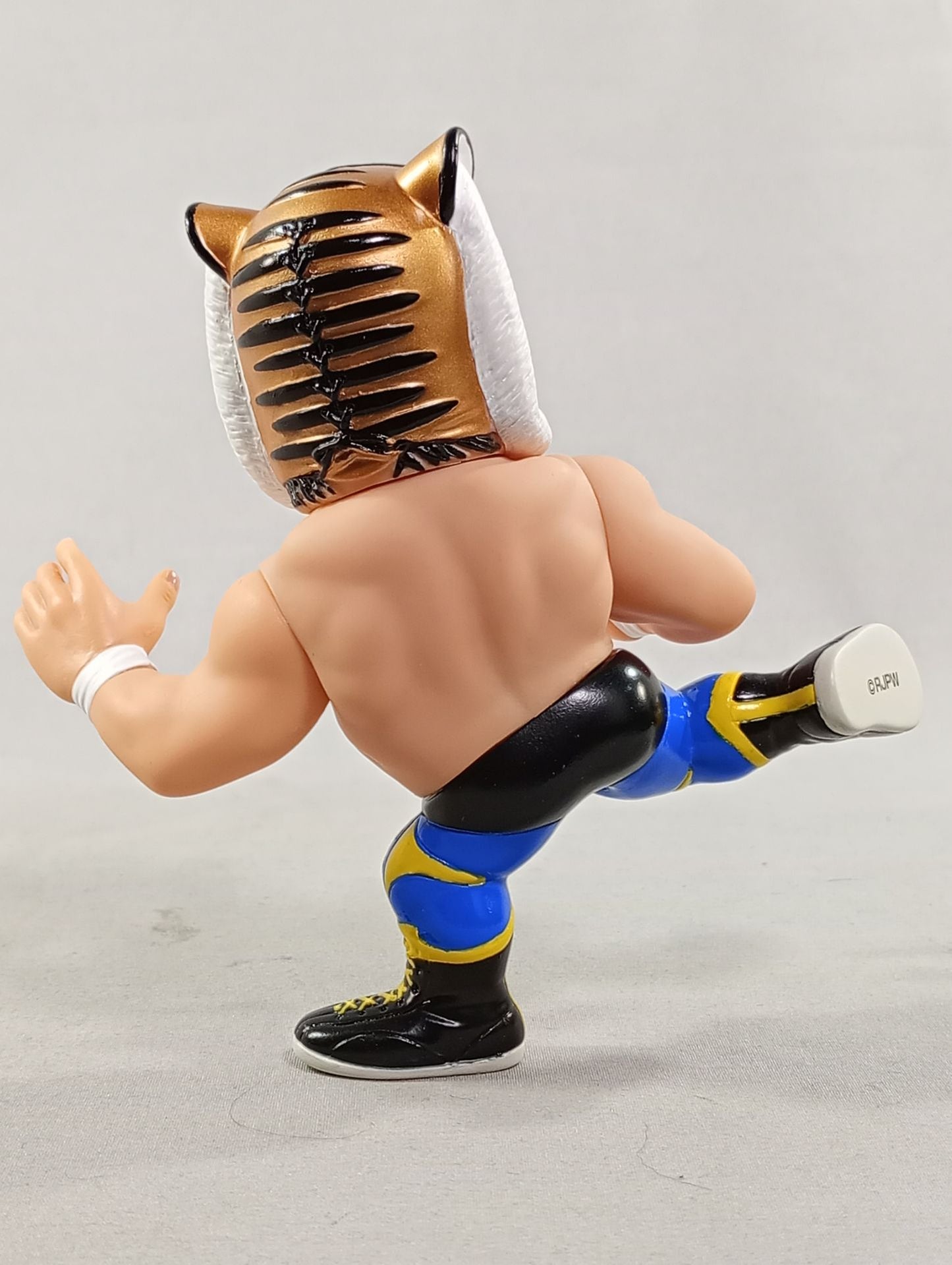 初代タイガーマスク(伝説Ver.) 16dソフビコレクション