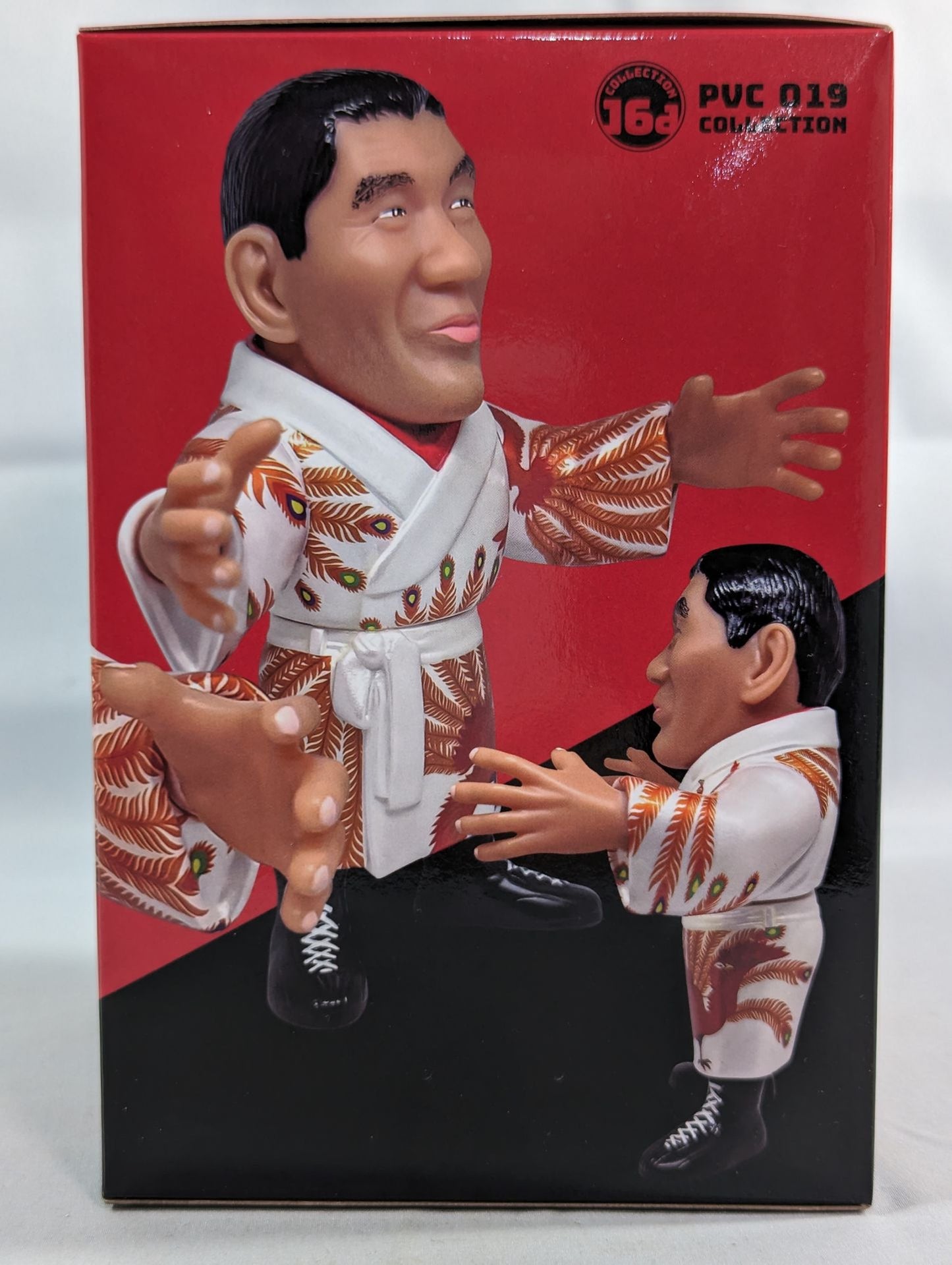 ジャイアント馬場(鳳凰ガウン) 16dソフビコレクション