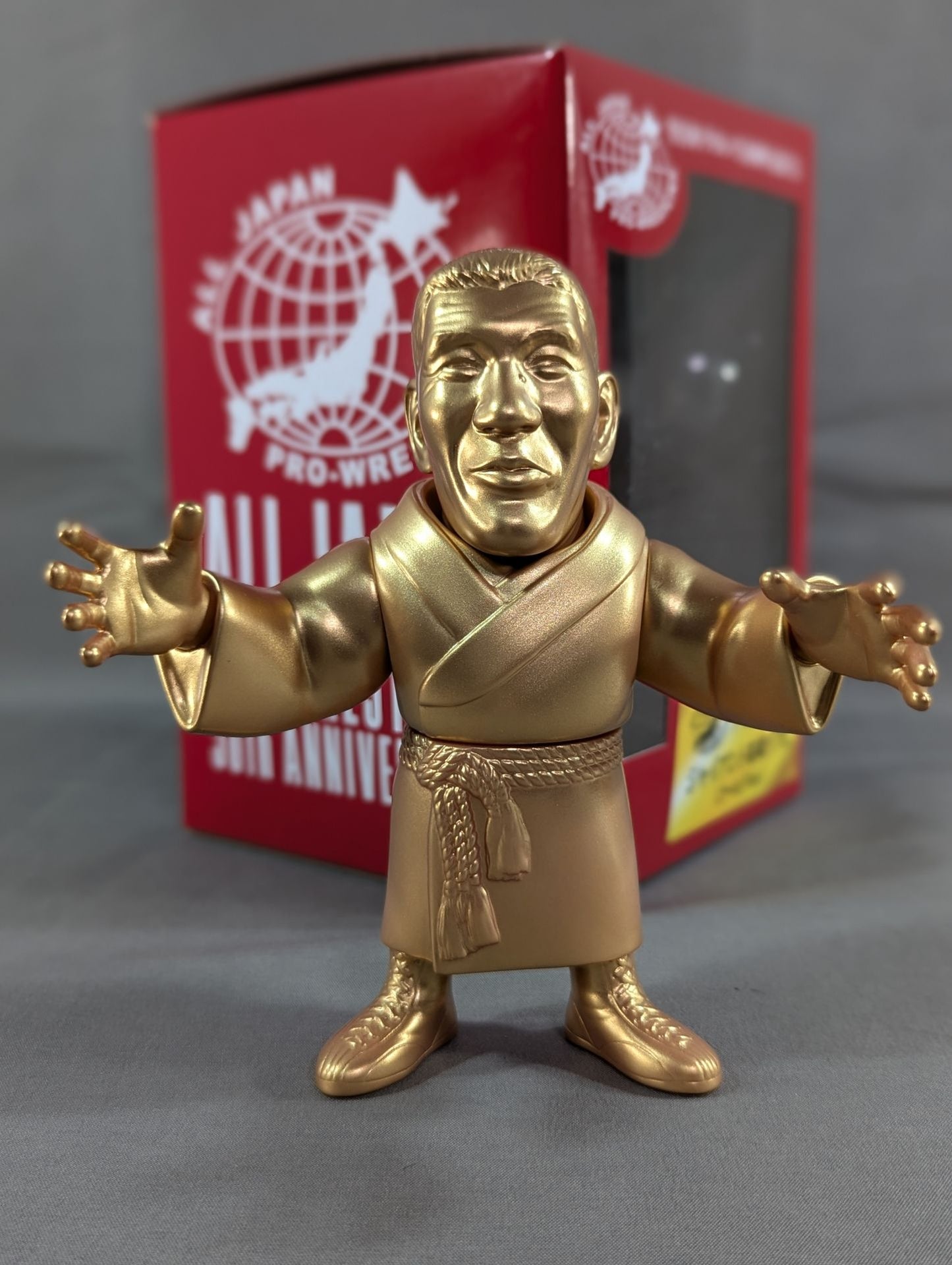 ★Giant Baba Soft Vinyl (Gold Ver.) with Triple Crown Belt ★