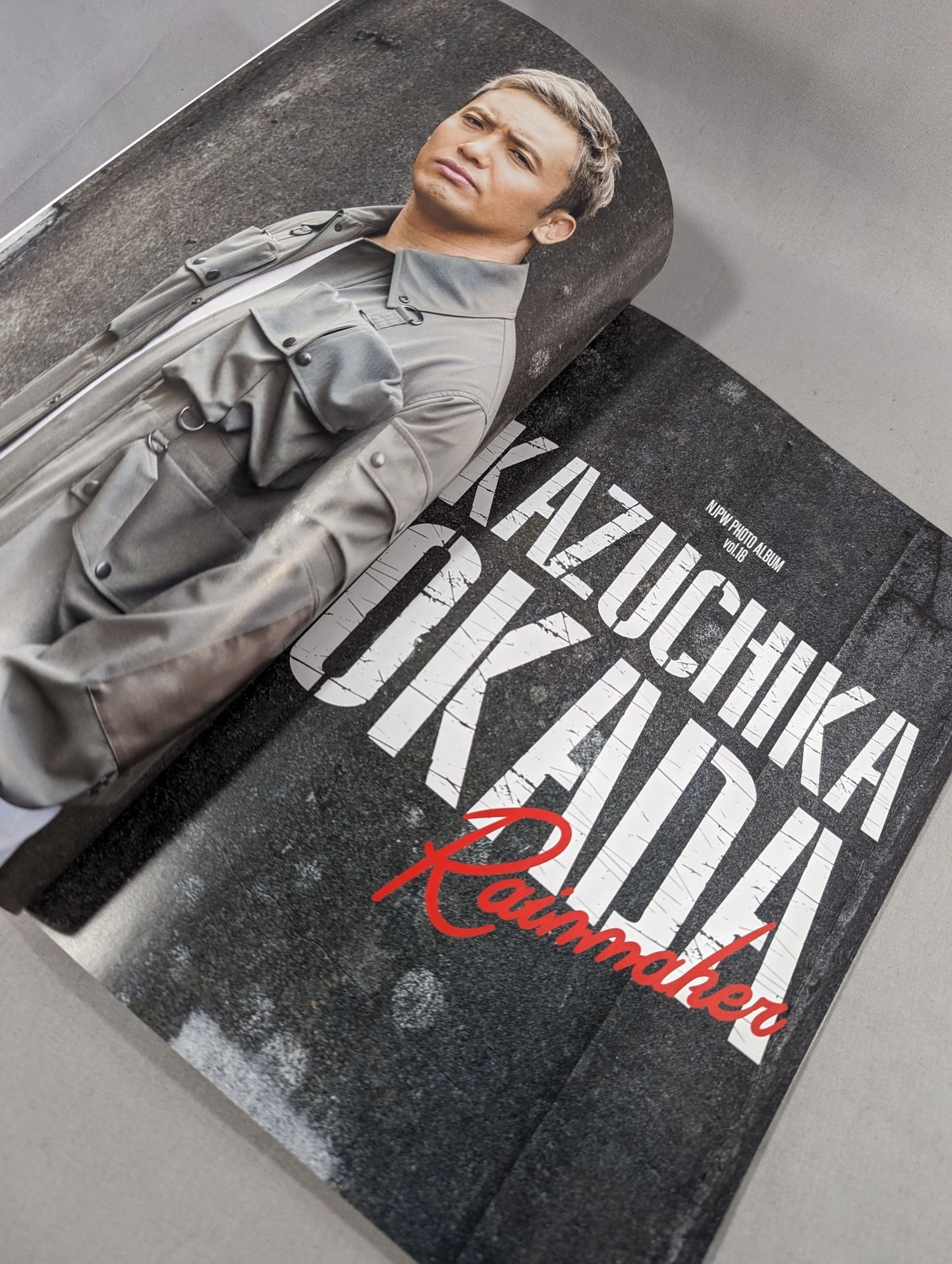 NJPW OFFICIAL MAGAZINE 2019 Vol.4