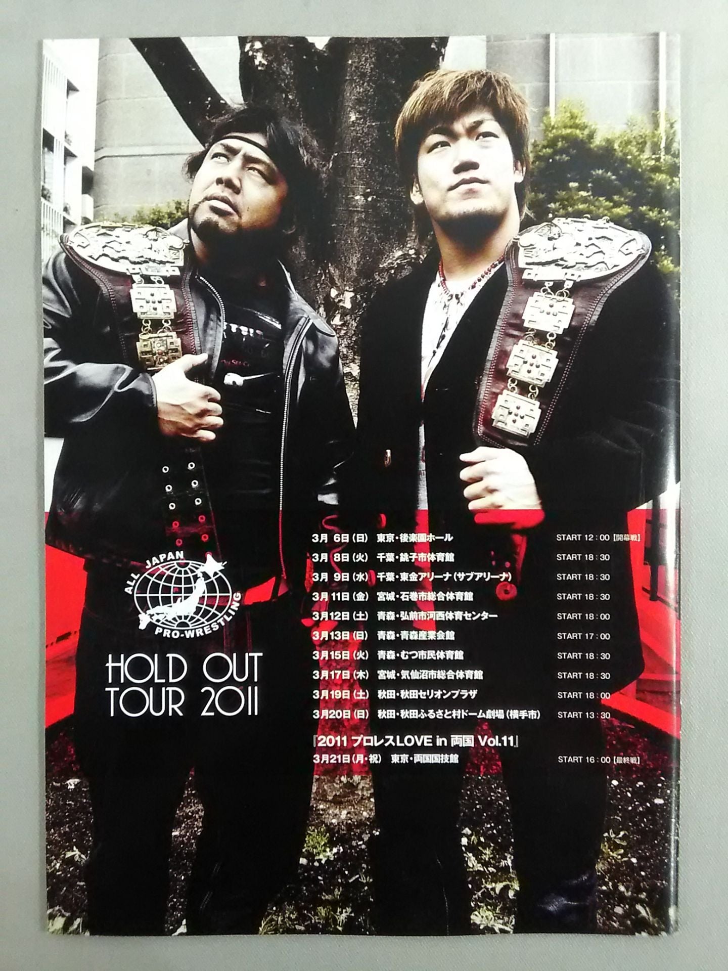 [2 fighters hand signed autograph 2011 HOLD OUT TOUR 2011