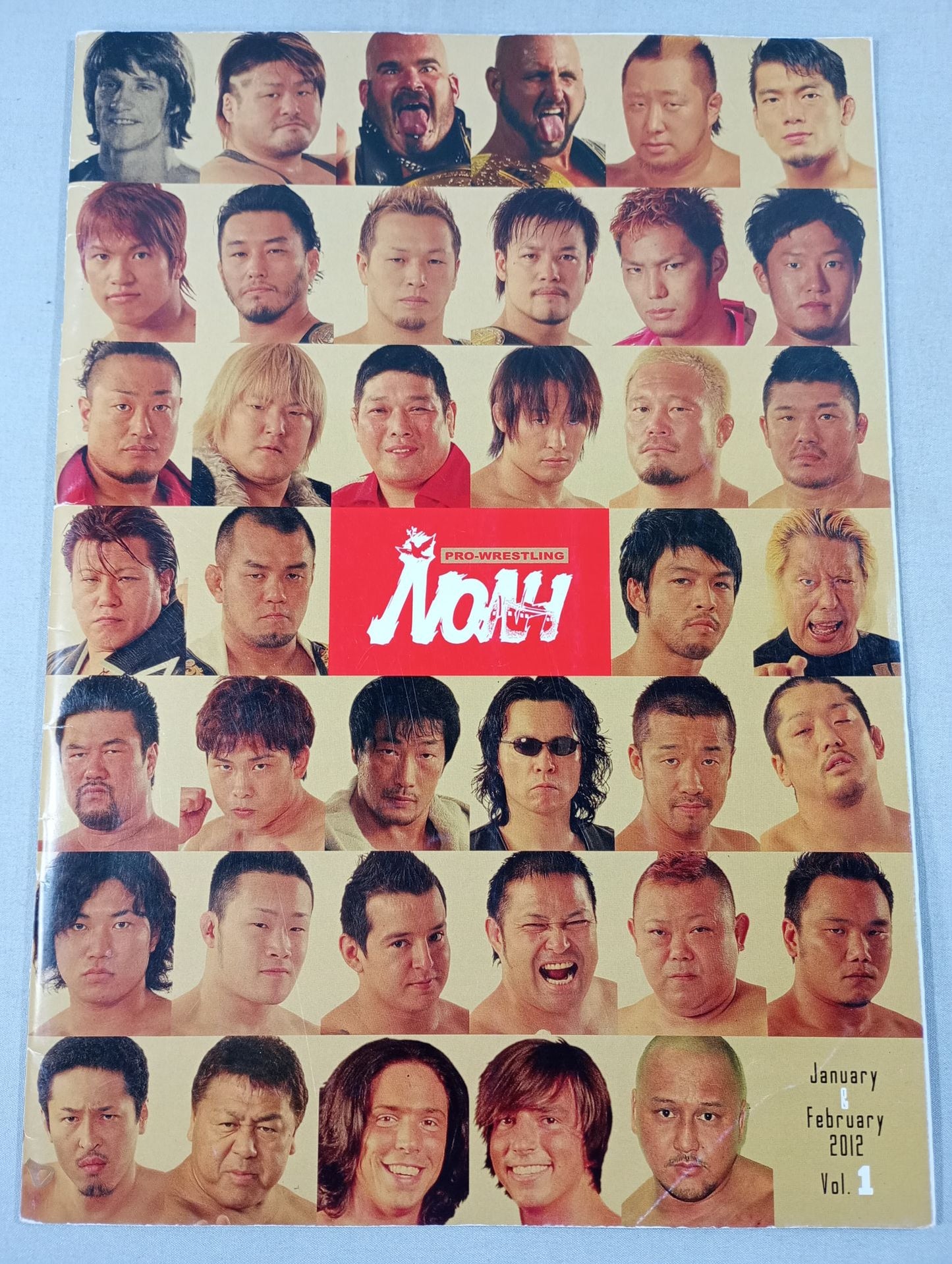 【菊地毅 直筆サイン入り】プロレスリング・ノア 2012 Vol.1