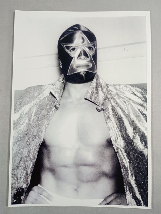 Mil Mascaras  Black and White  large Judgment Photo  (A-9)