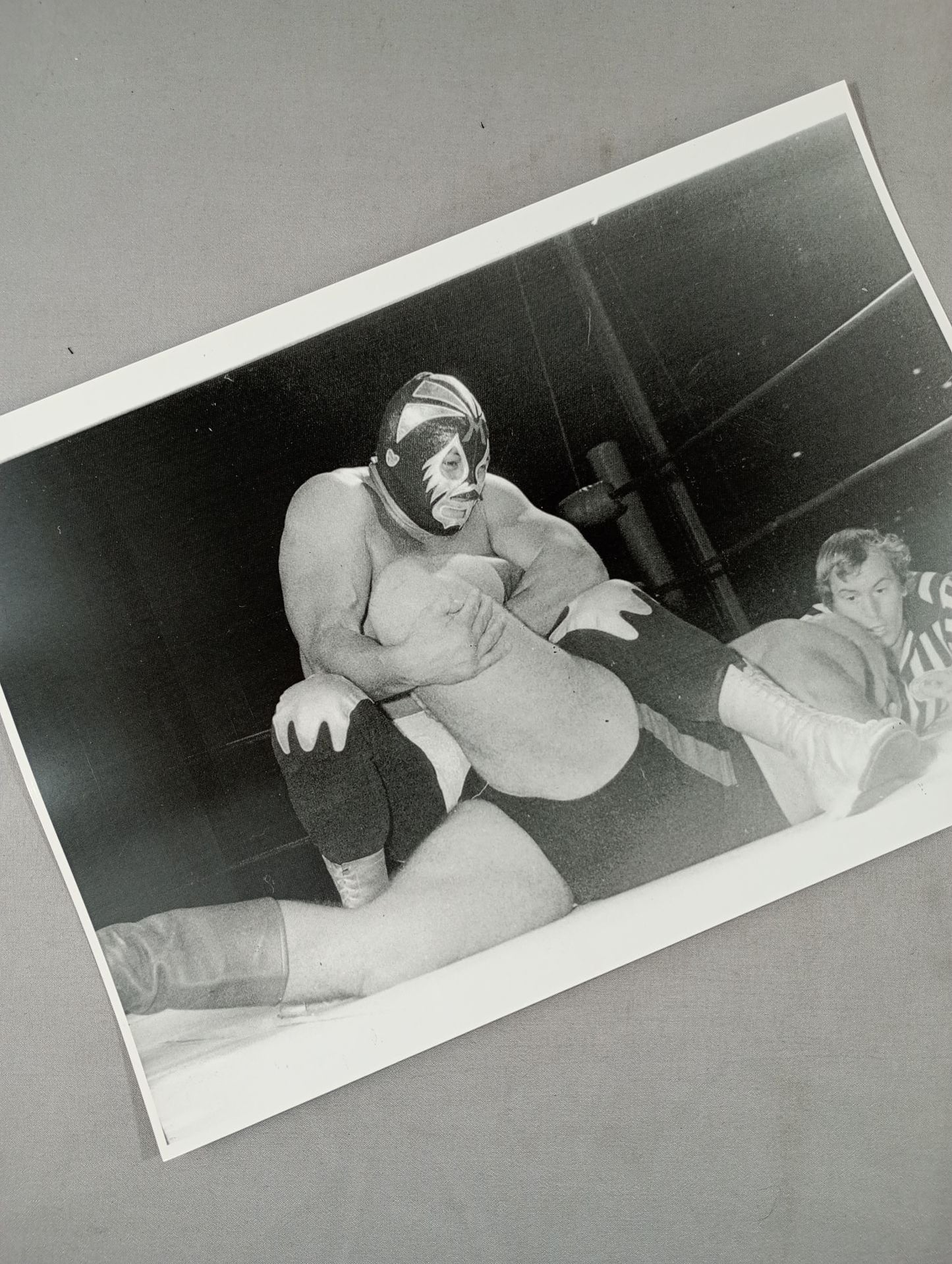 Mil Mascaras  Black and White  UniversityPhoto  (C-7)