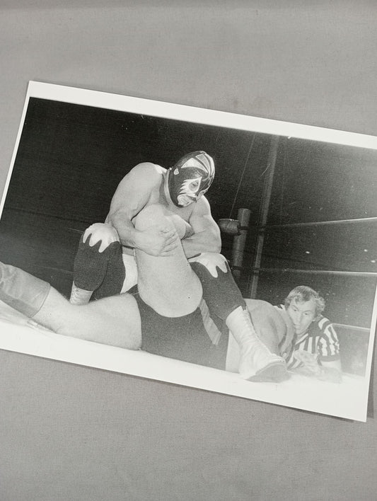 Mil Mascaras  Black and White  UniversityPhoto  (F-1)