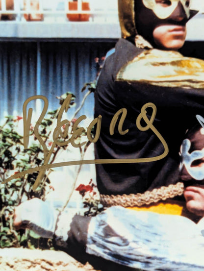 Prazo de Oro & 2 hand signed autographs  large format photo  (A-1)