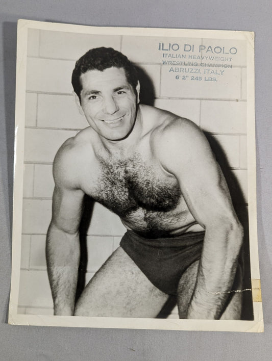 イリオ・デ・パオロ 白黒ポートレート