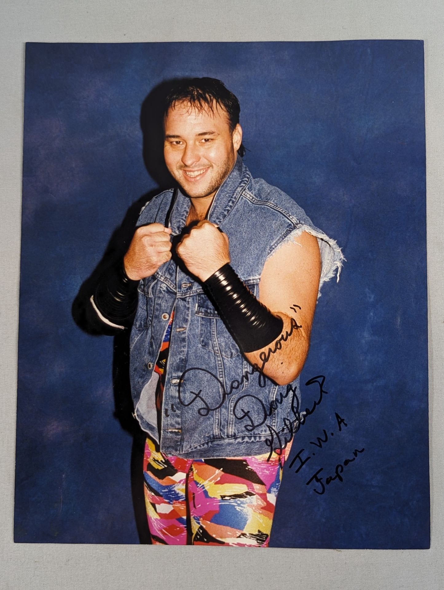 ダグ・ギルバート 直筆サイン入りポートレート