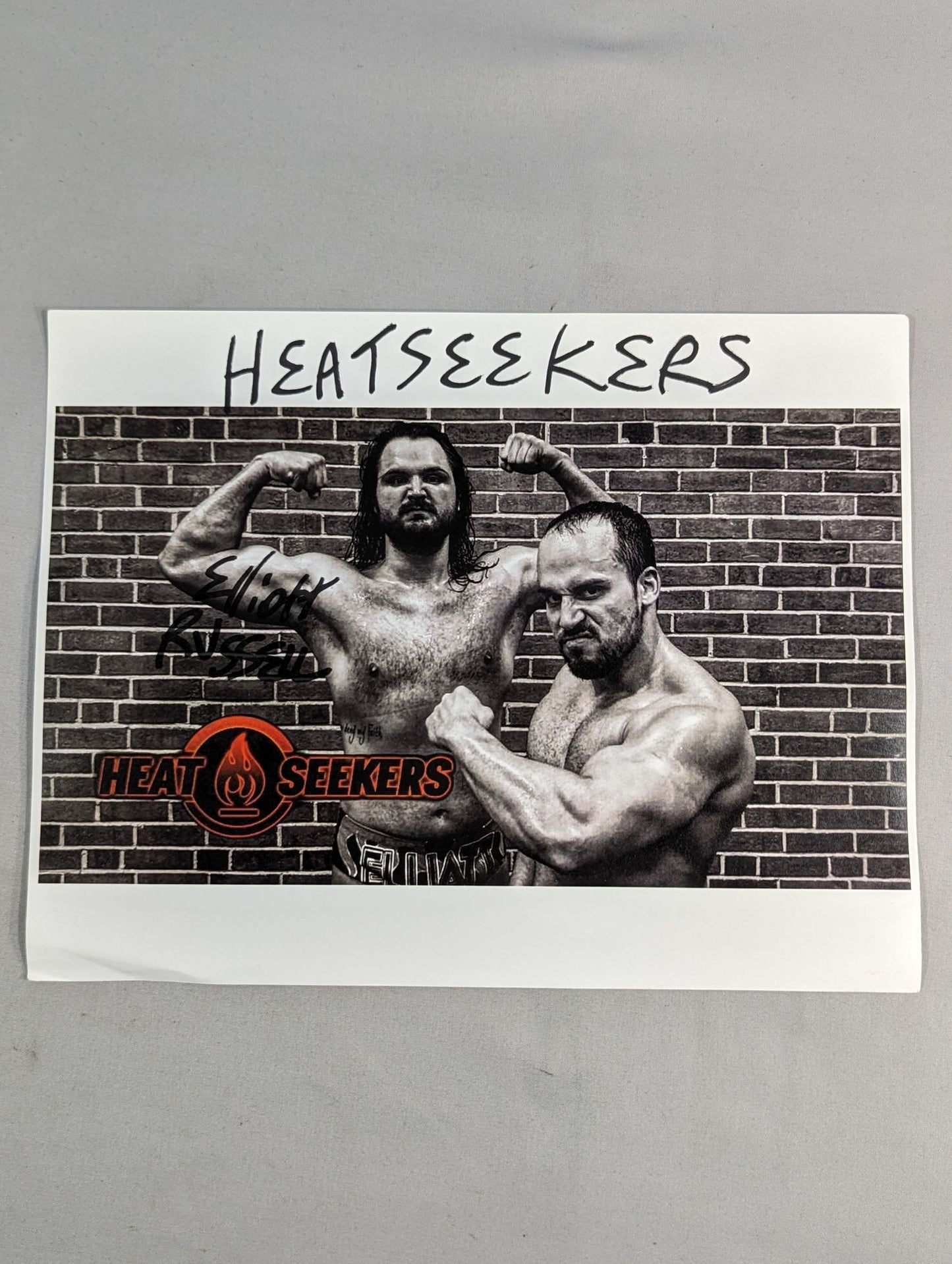 【エリオット・ラッセル 直筆サイン入り】ザ・ヒートシーカーズ ポートレート①