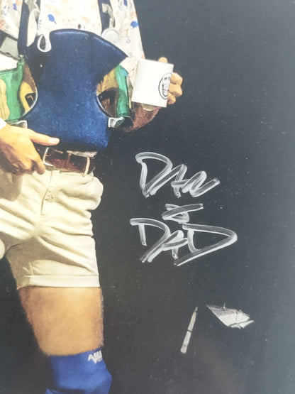 ダン・ザ・ダッド 直筆サイン入りポートレート(A-2)