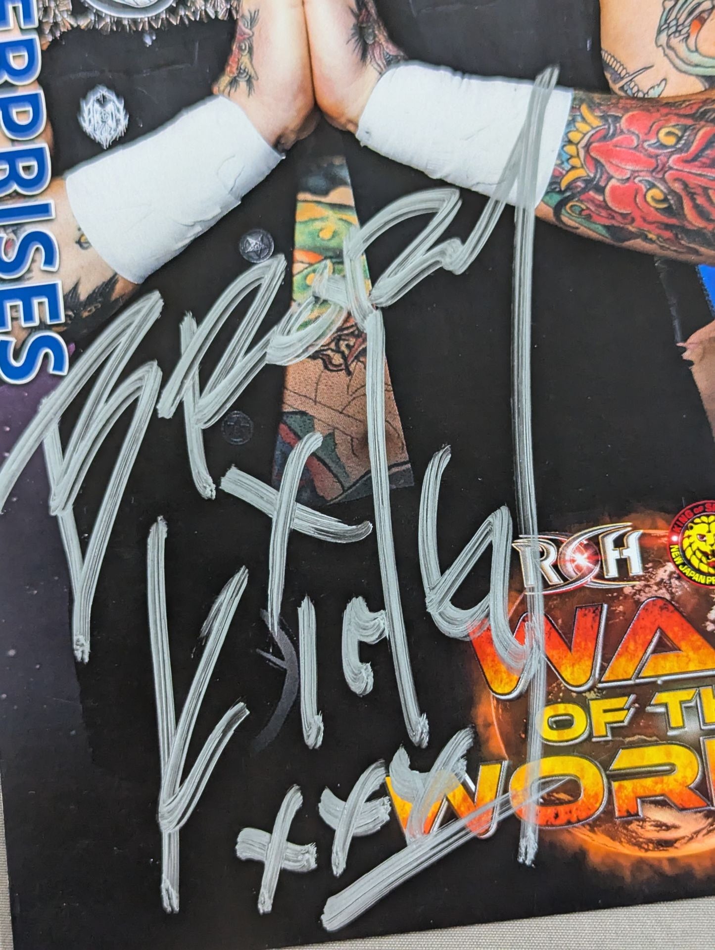 ★ROH×NJPW★ Brody King hand signed autograph Pro-Photo  (A-1)