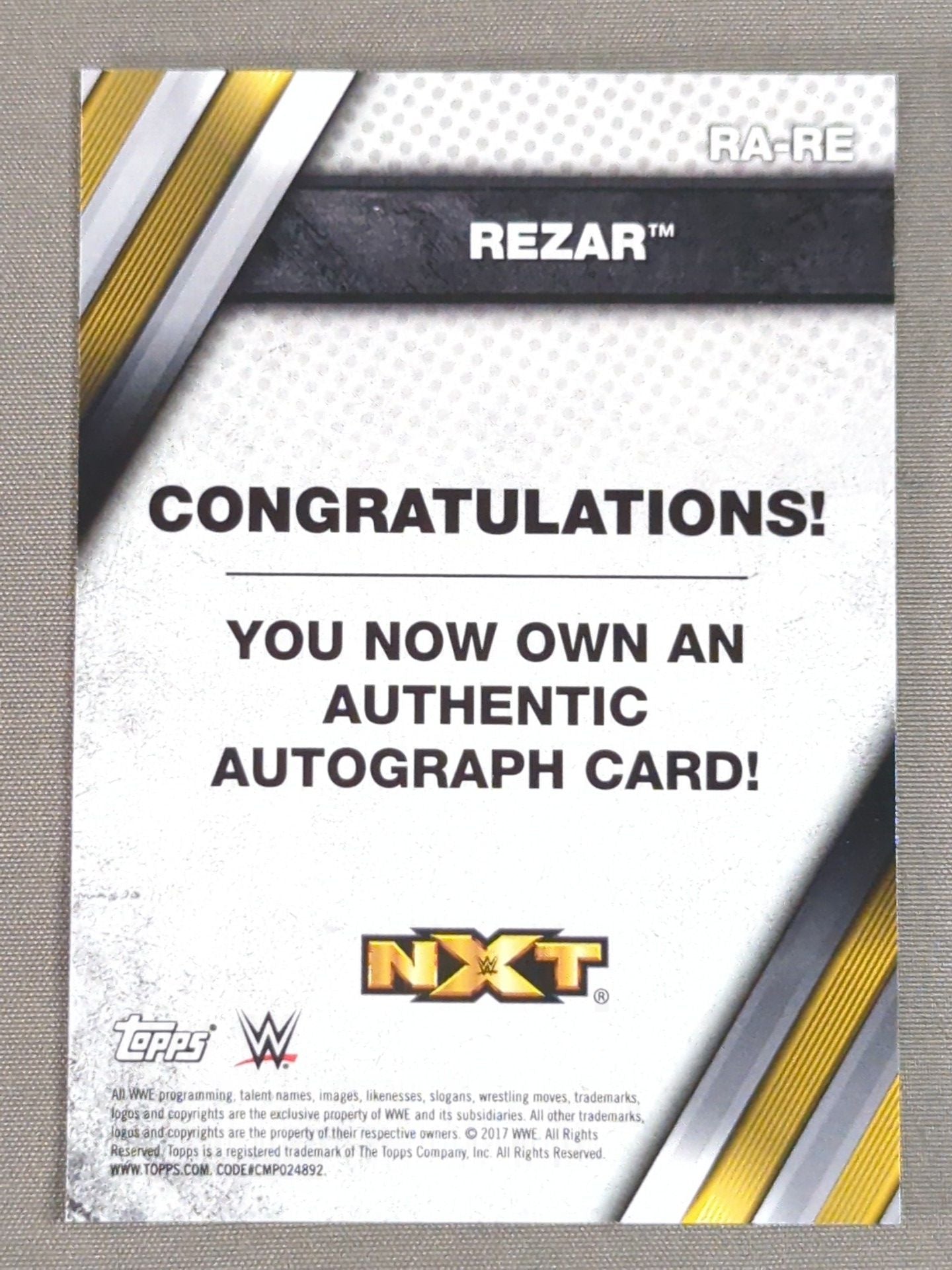 2017 topps NXT レーザー 公式サインカード