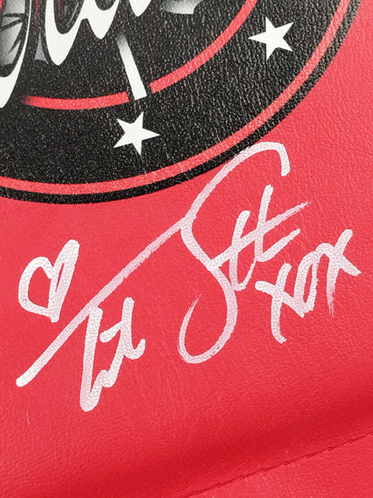 【hand signed autograph】  Trish Stratus Turnbuckle