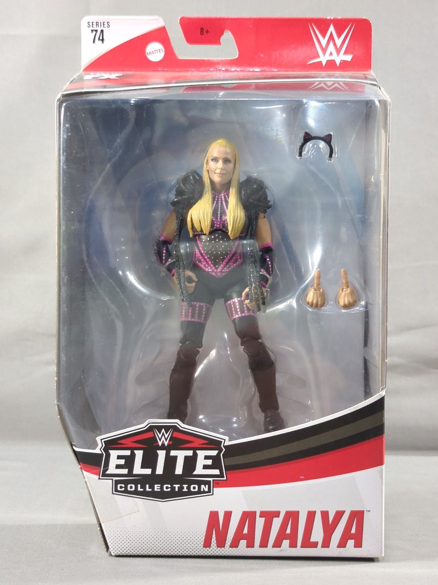 Natalia (black×pink costume)