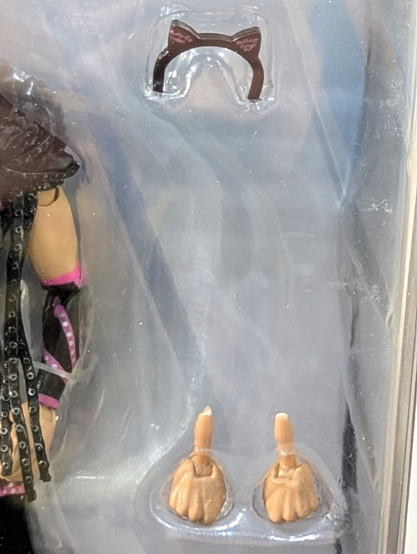 Natalia (black×pink costume)