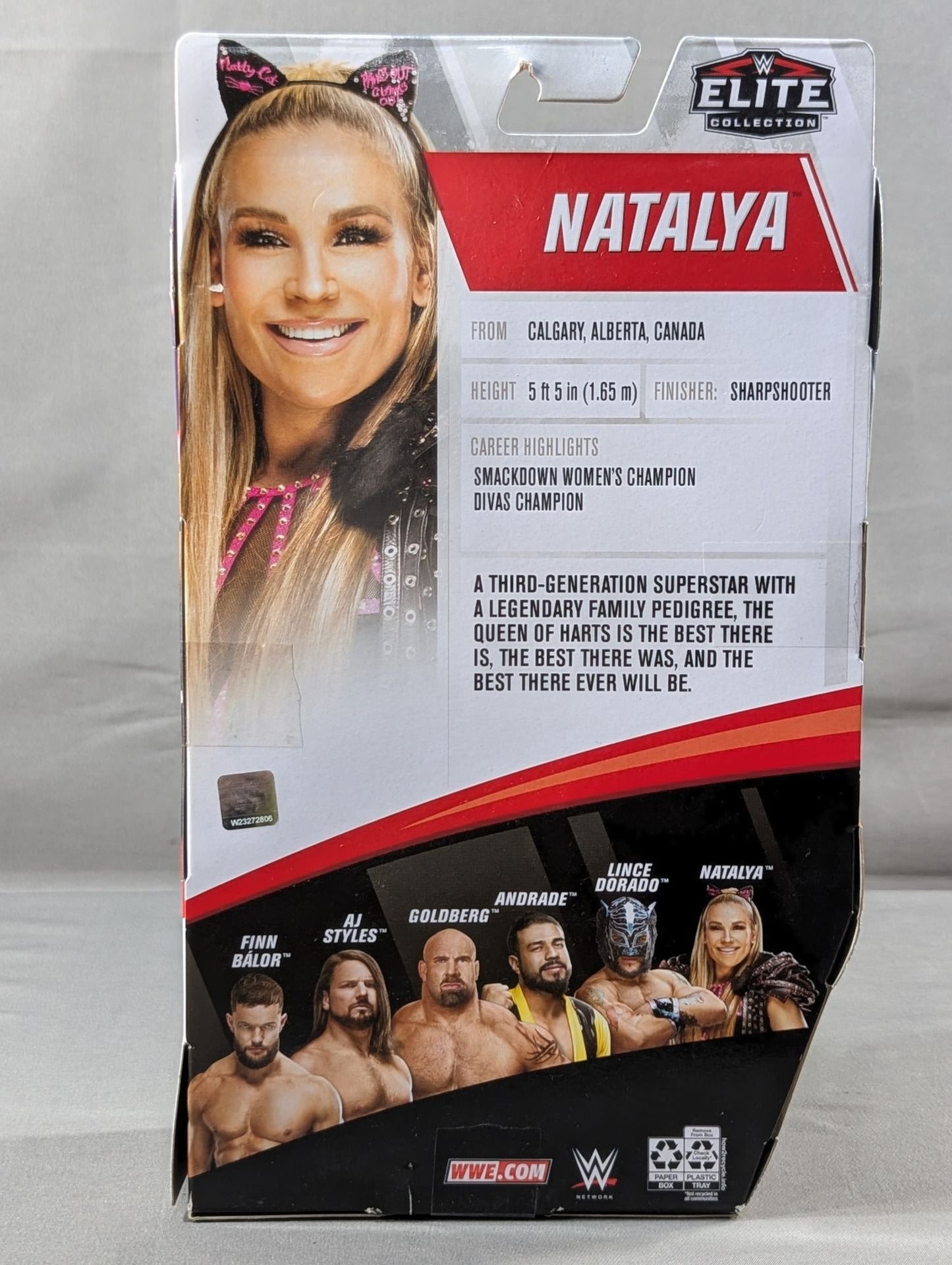 Natalia (black×pink costume)