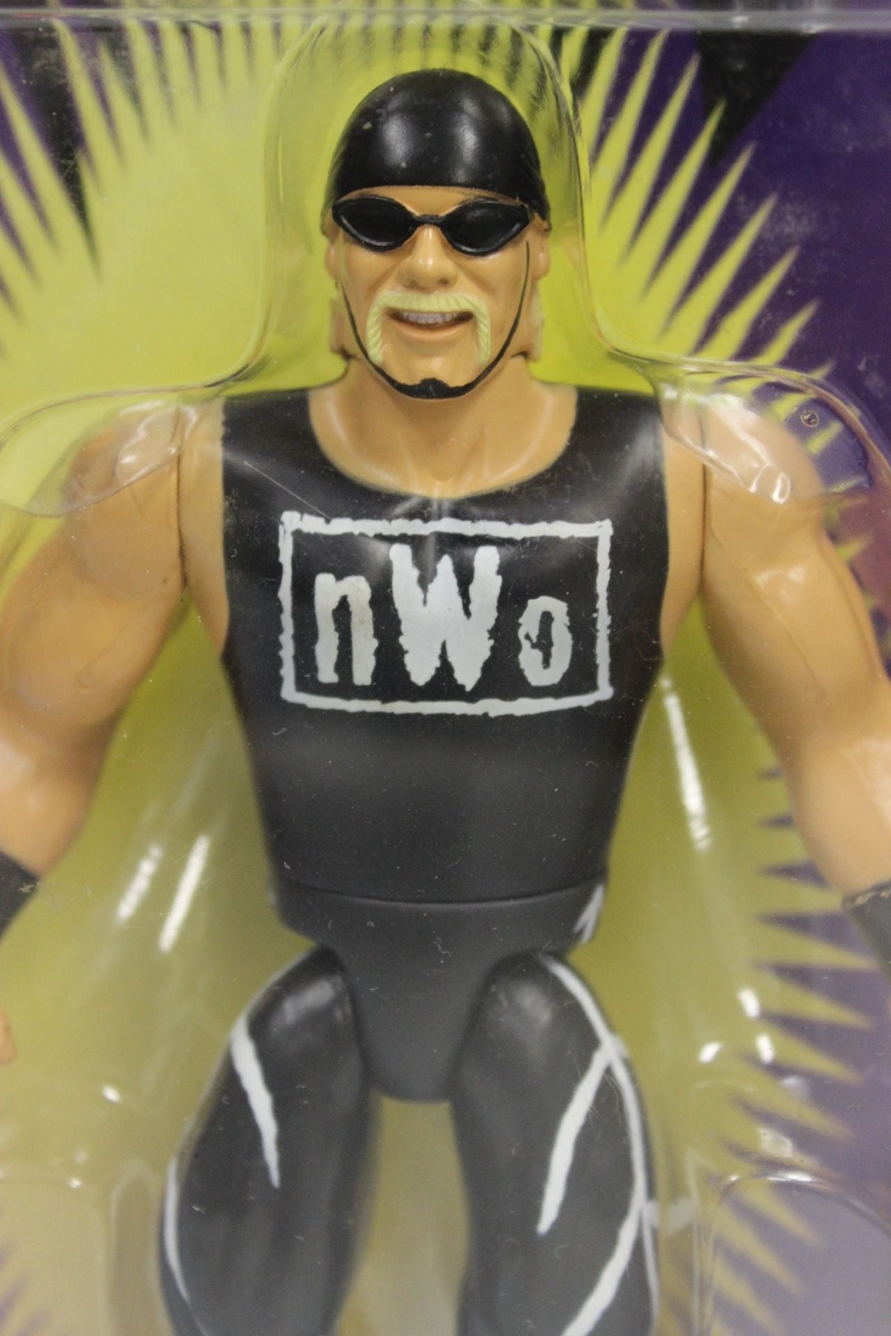 Hulk Hogan & Rodman (SPECIAL EDITION ACTION FIGURE)