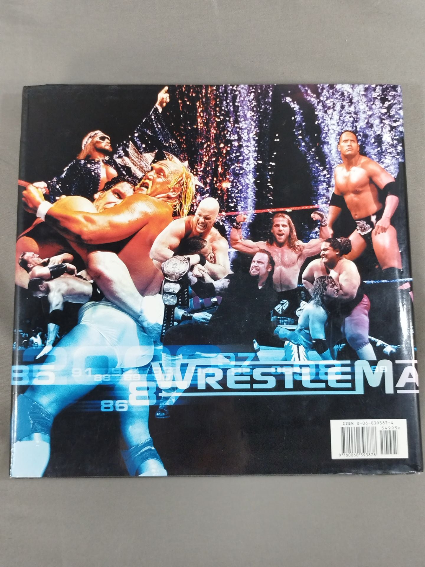WWF WRESTLE MANIA THE OFFICIAL INSIDER`S STORY