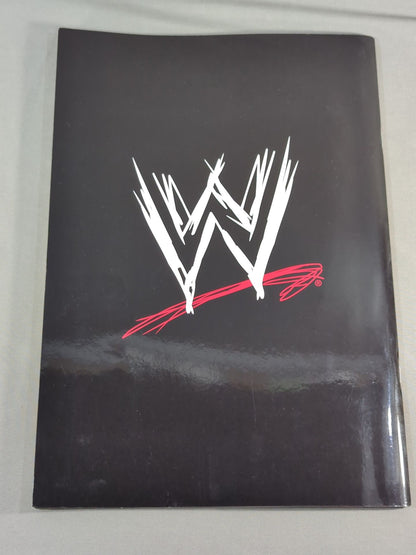 WWE LIVE OFFICIAL PROGRAM 2013