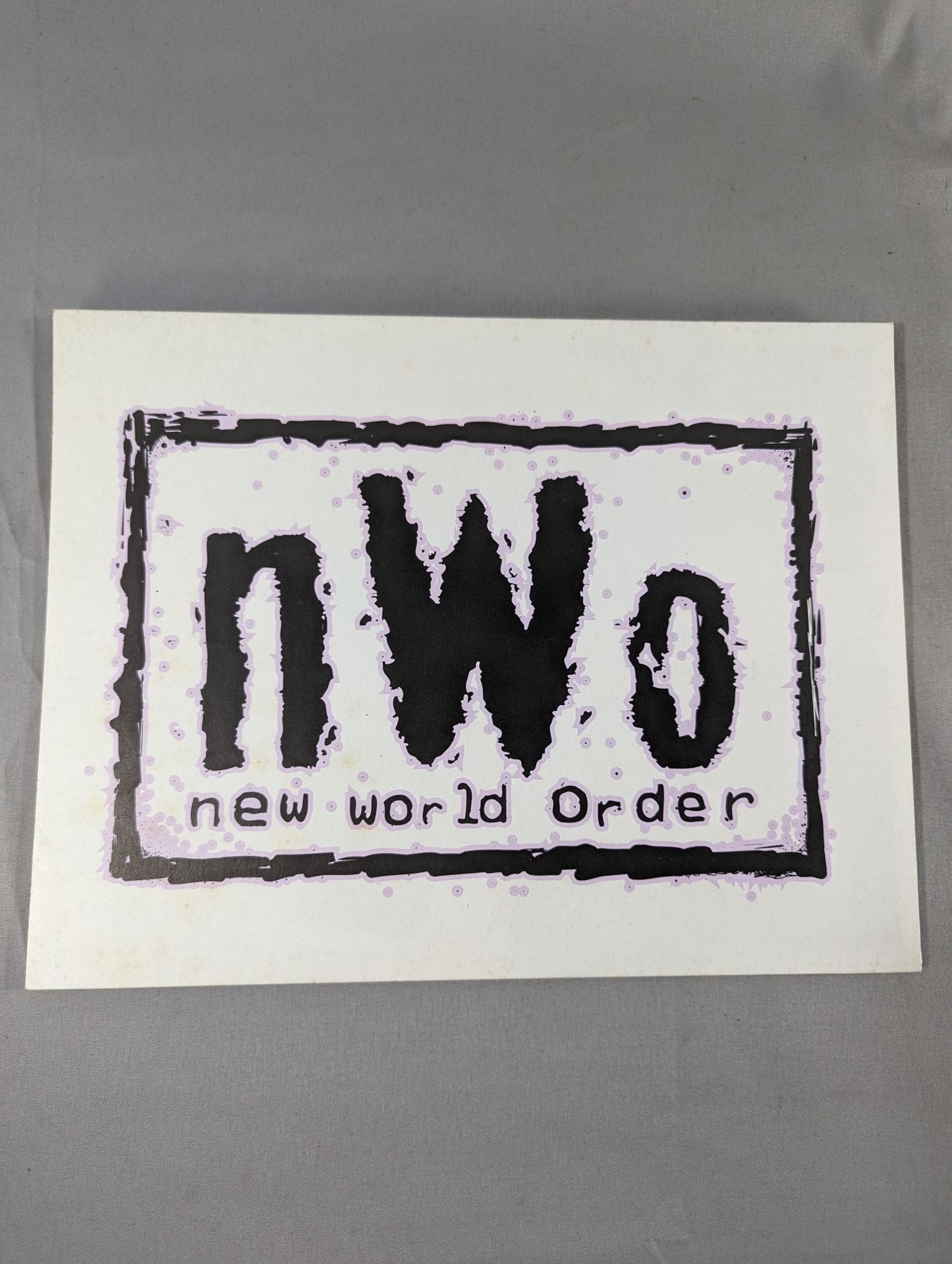 nWo グッズ紹介パンフレット