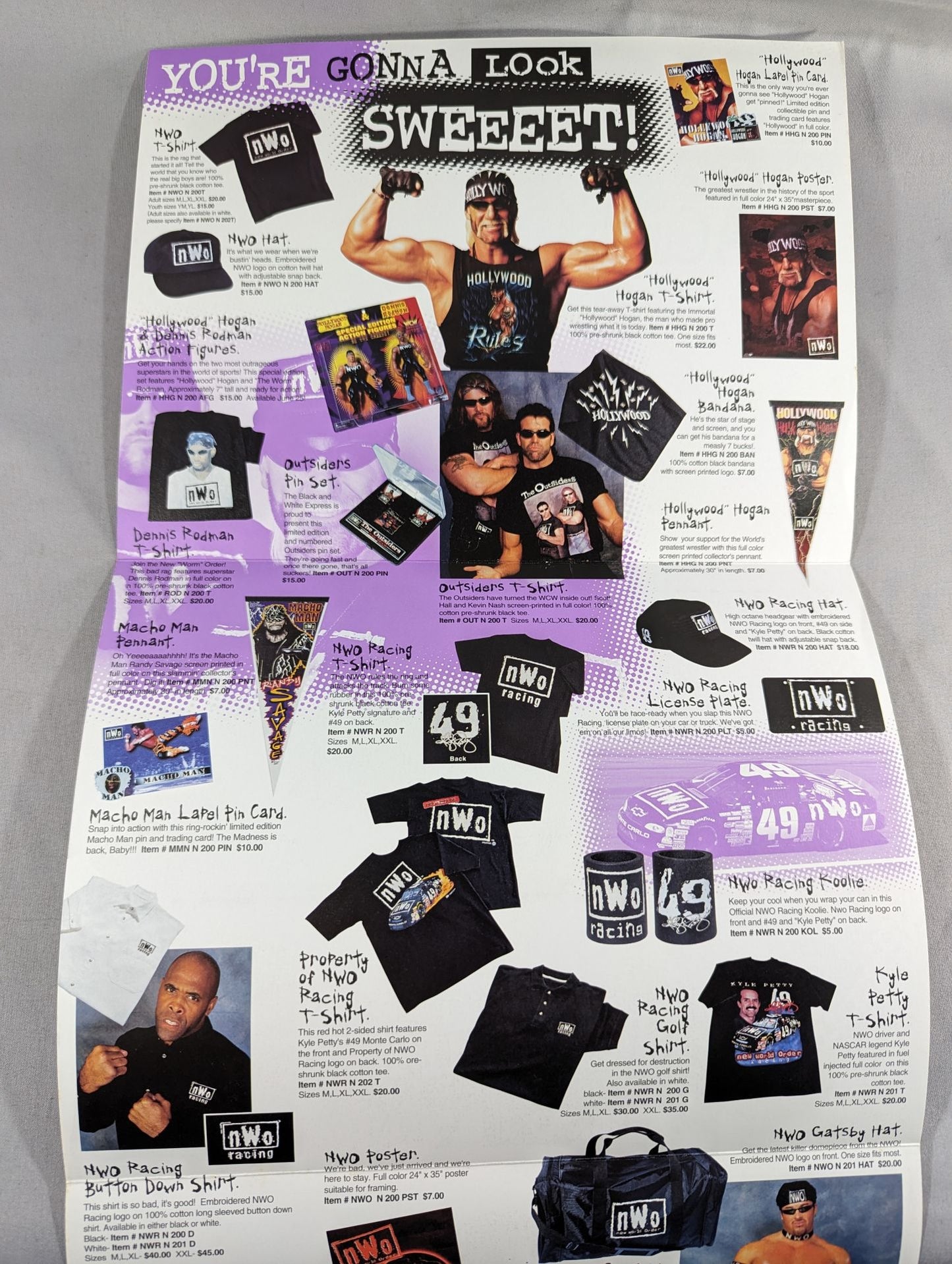 nWo グッズ紹介パンフレット