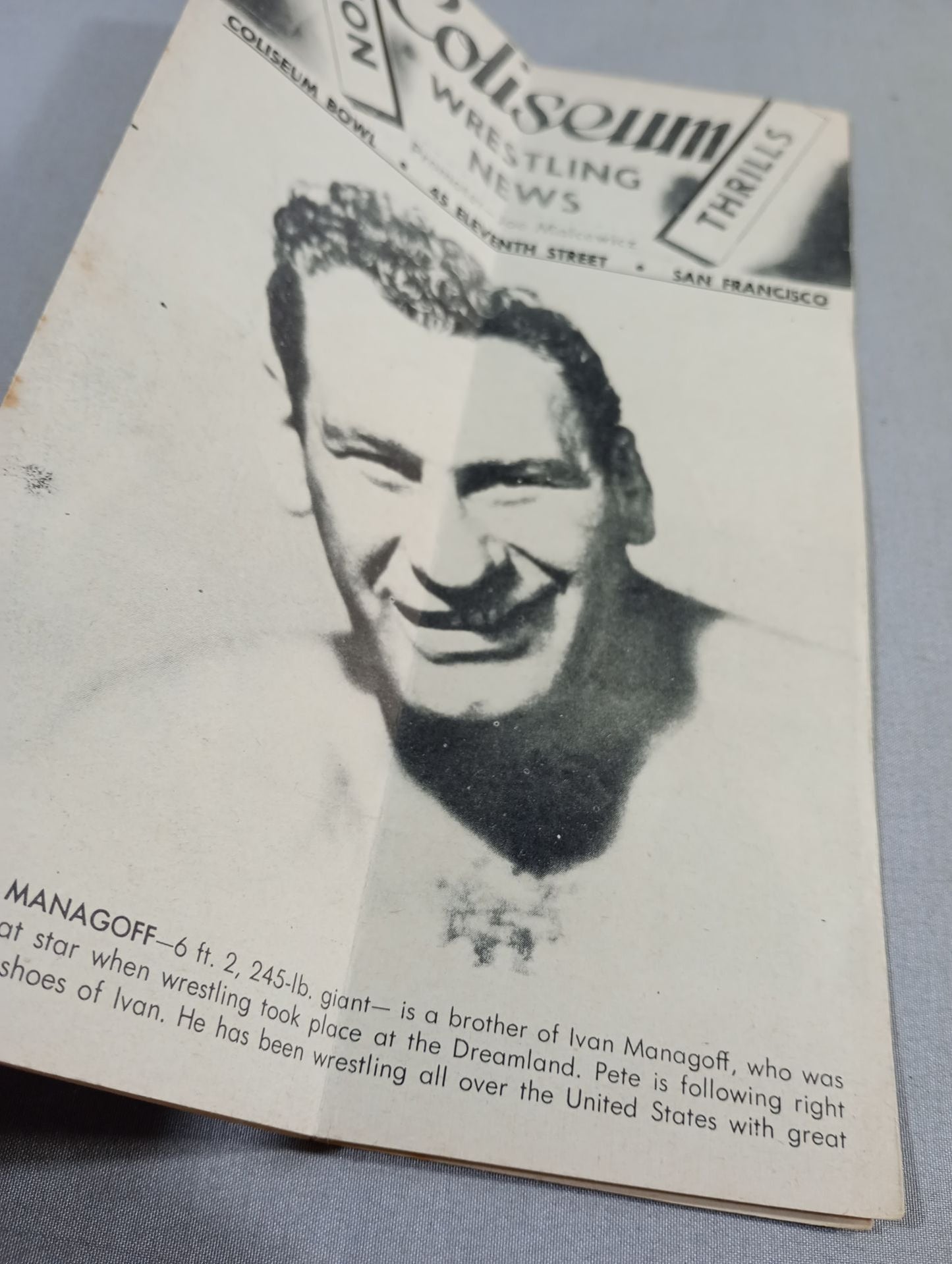 Coliseum WRESTLING NEWS(1949.4.5)