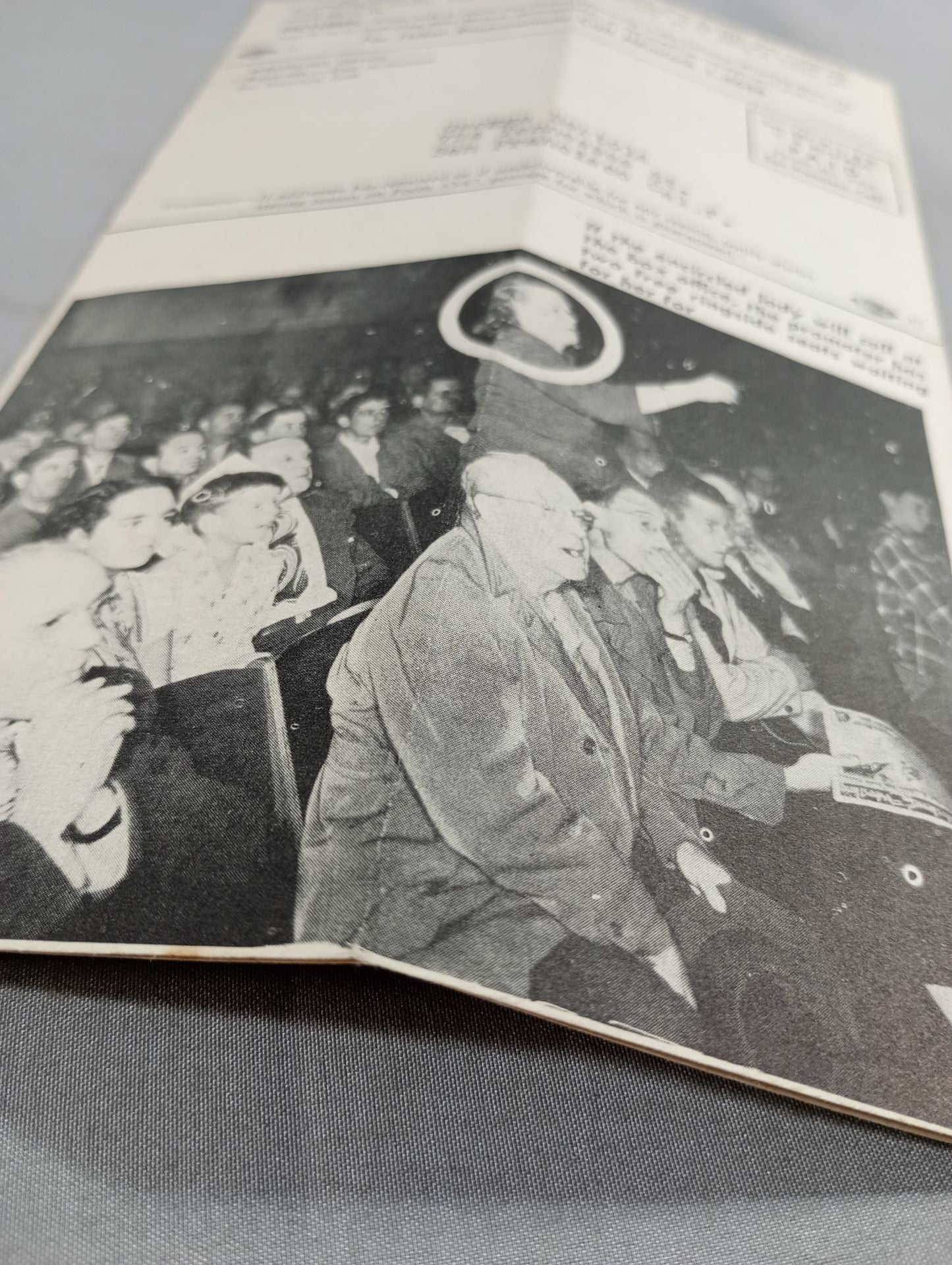 Coliseum WRESTLING NEWS(1949.4.5)