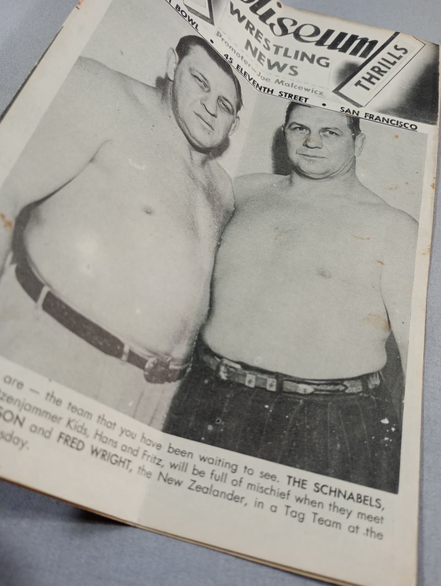 Coliseum WRESTLING NEWS(1949.4.19)