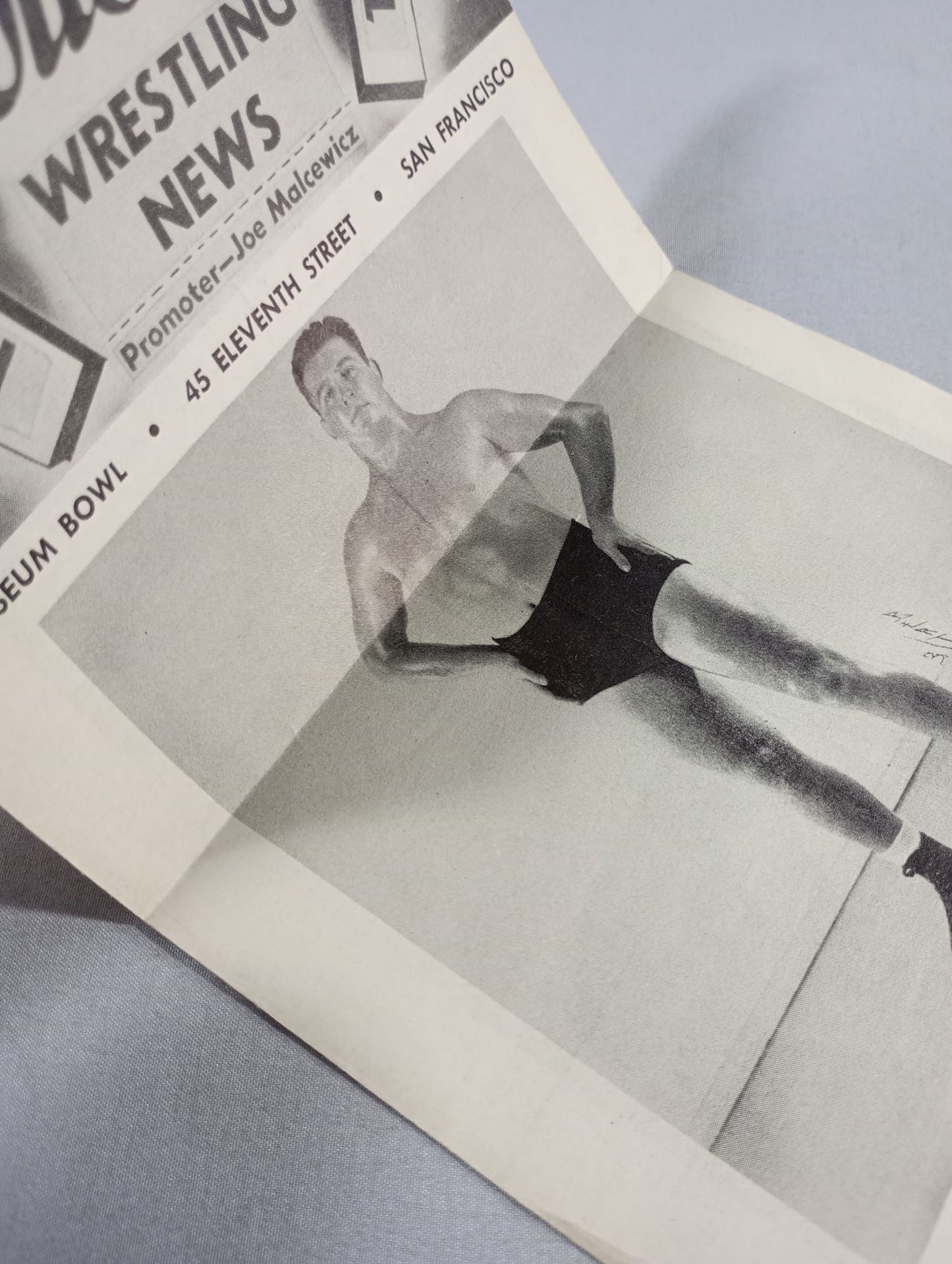 Coliseum WRESTLING NEWS(1948.2.10)