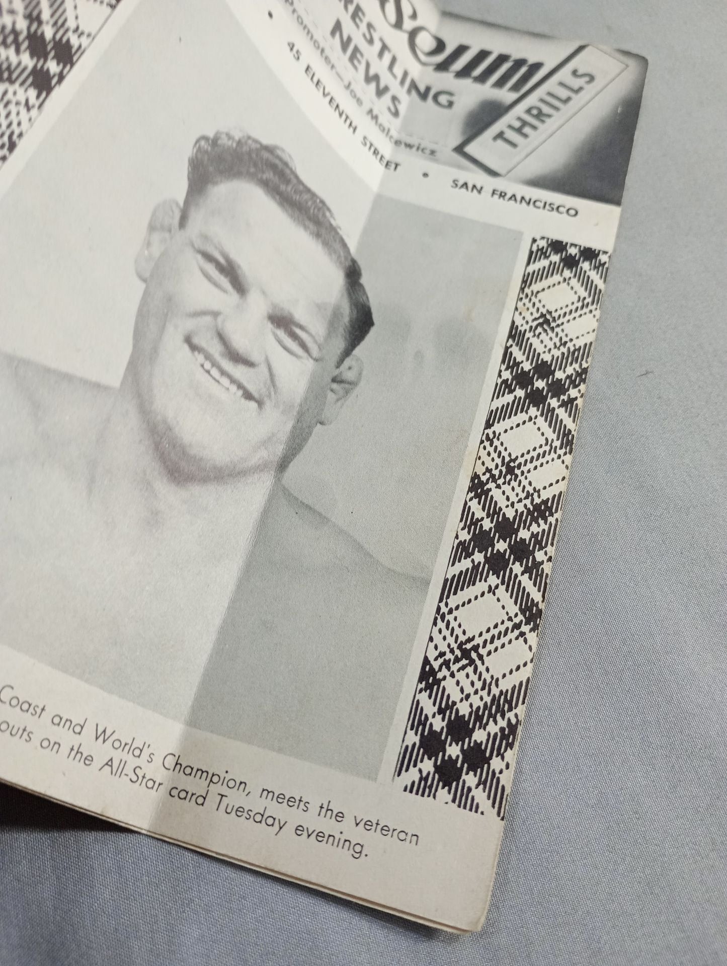 Coliseum WRESTLING NEWS(1948.4.20)