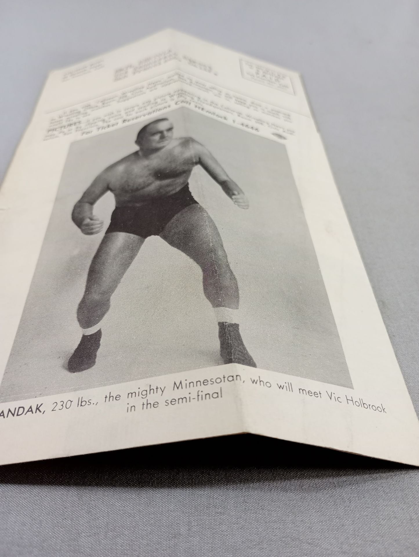 Coliseum WRESTLING NEWS(1948.3.9)