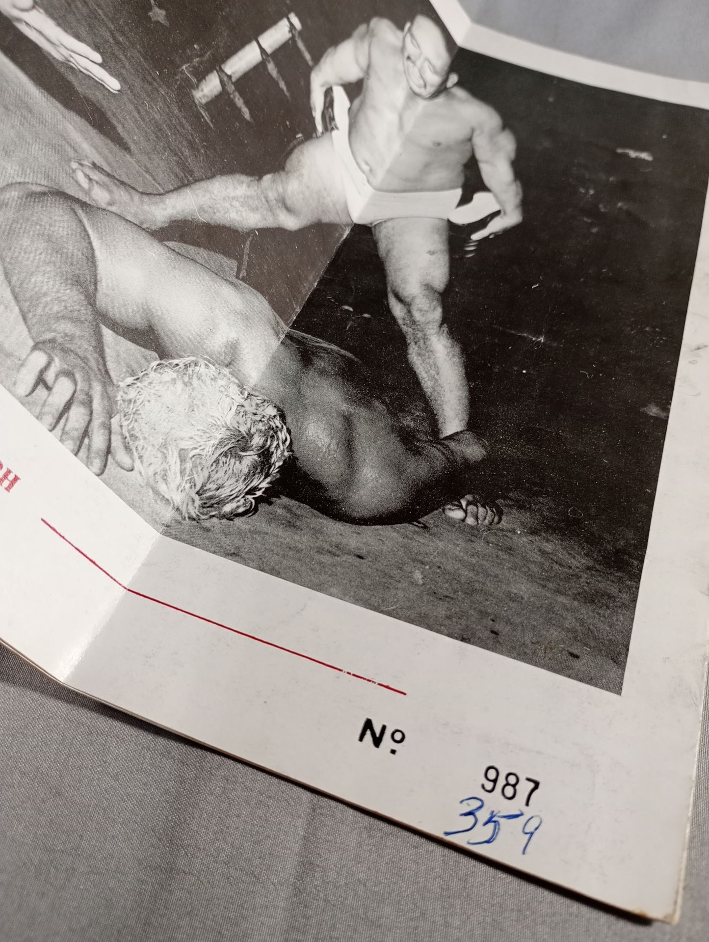 THE RINGSIDER / FRIDAY DECEMBER 4.1970