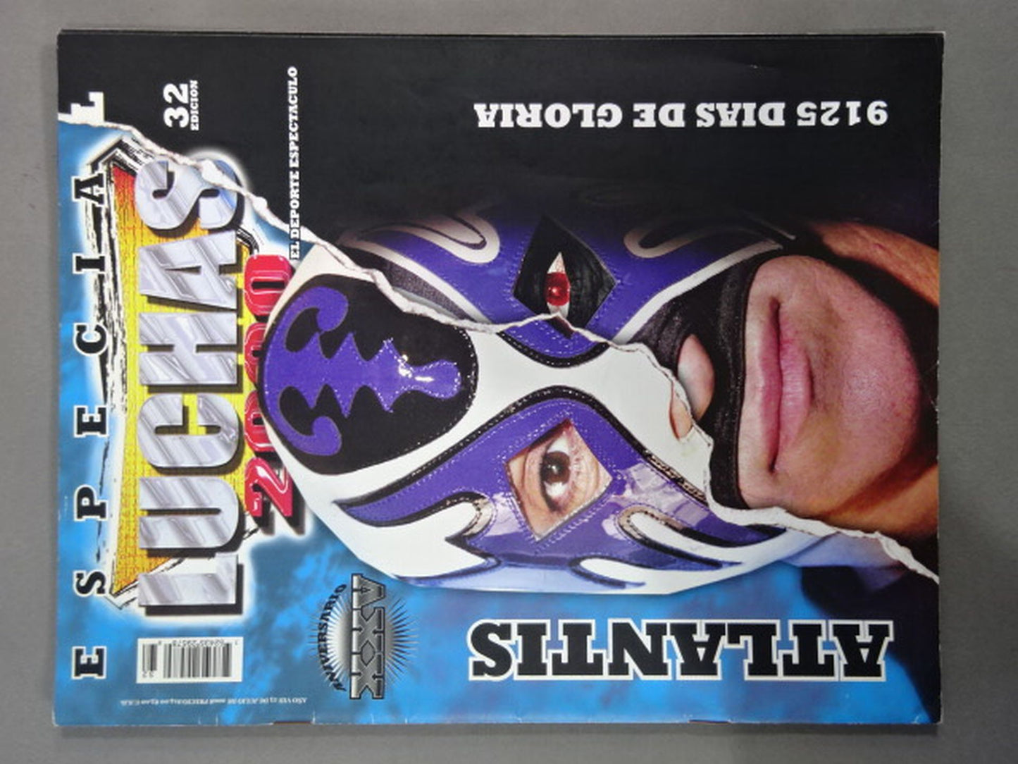 LUCHAS 2000 ESPECIAL EDICION.32