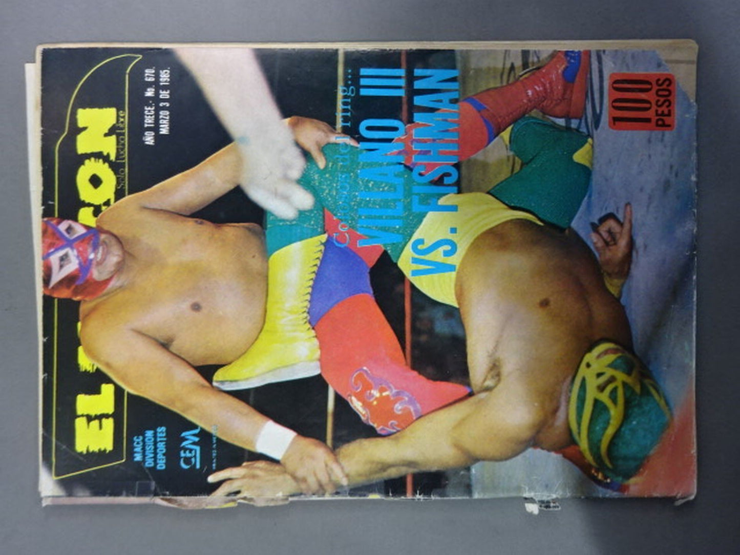 EL HALCON Solo Lucha Libre No.670