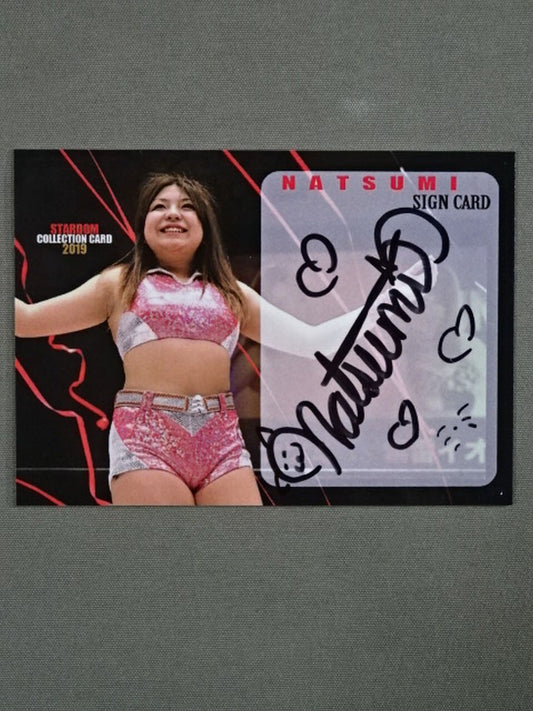 2019 STARDOM COLLECTION CARD ナツミ 公式サインカード