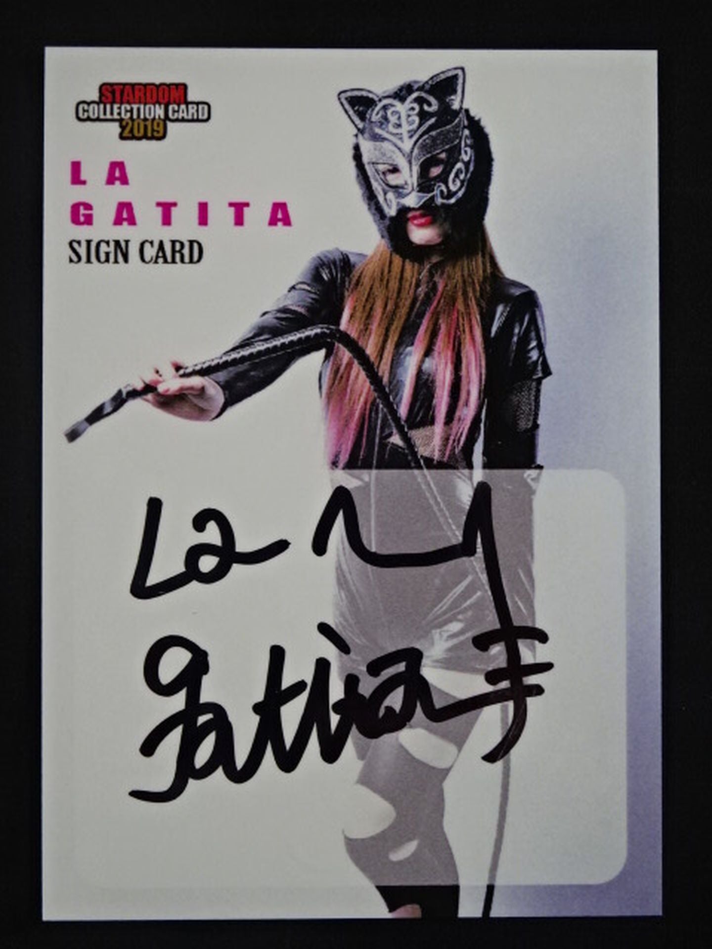 2019 STARDOM COLLECTION CARD 鹿島沙希(ラ・ガティータ) 公式サインカード