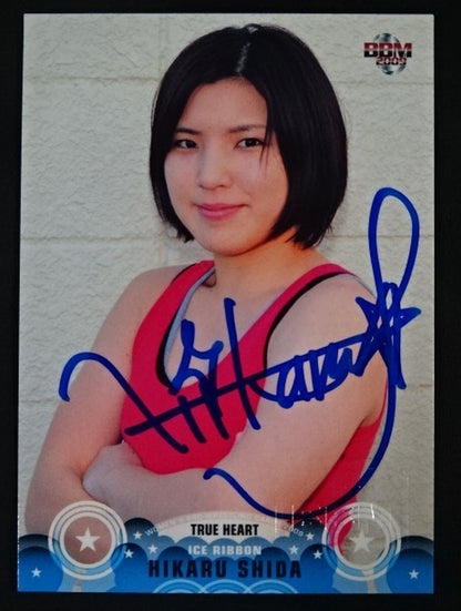 2009 BBM 志田光 公式サインカード