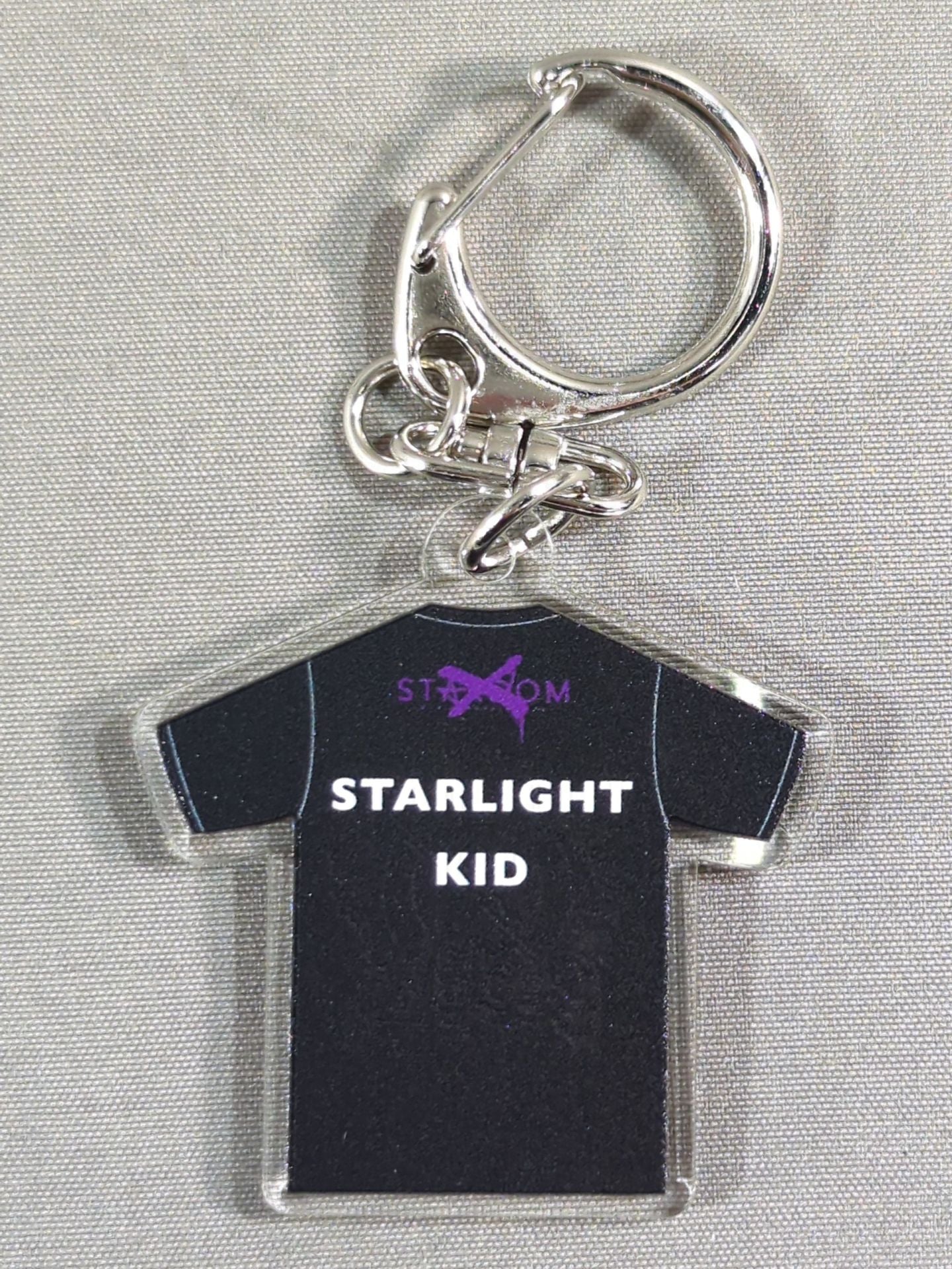 ★STARDOM×TOWER RECORDS★ STARLIGHT KID  T-Shirt Acrylic Keychain