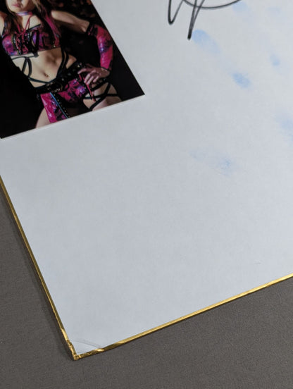 ★ Handprint Shikishi ( Autograph board ) & Limited photo with ★ Shuri