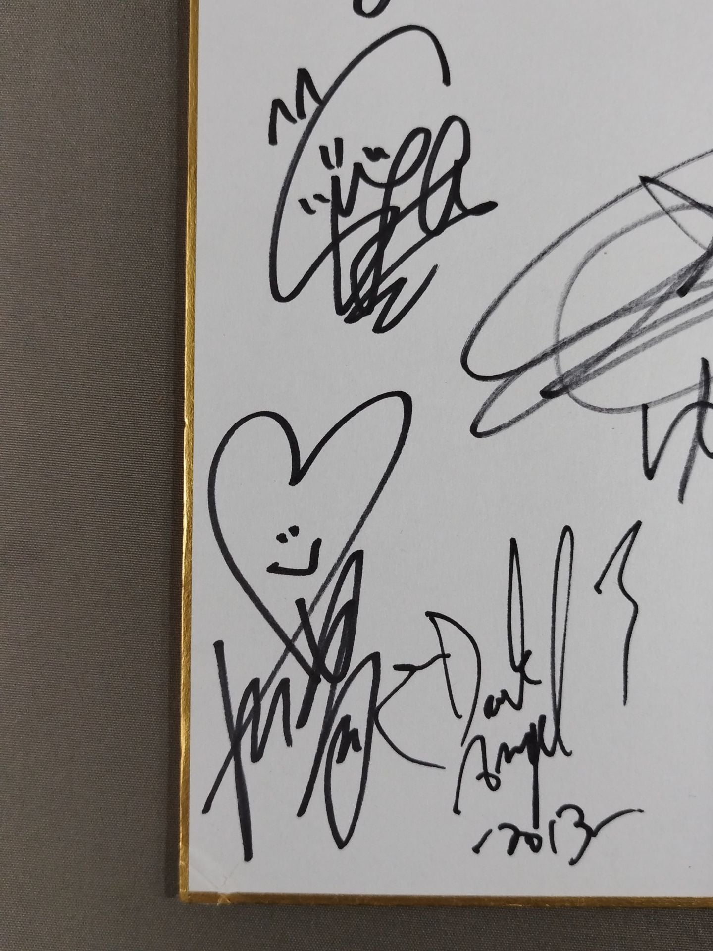 ★スターダム～両国シンデレラ～★ 出場17選手 寄せ書き