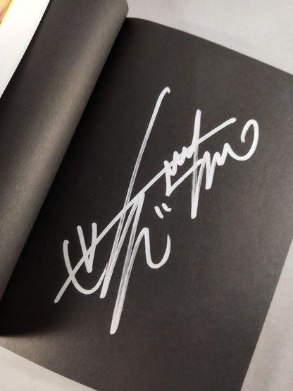 [Yoshiko  hand signed autograph ] Make Yoshiko's finest sweets!
