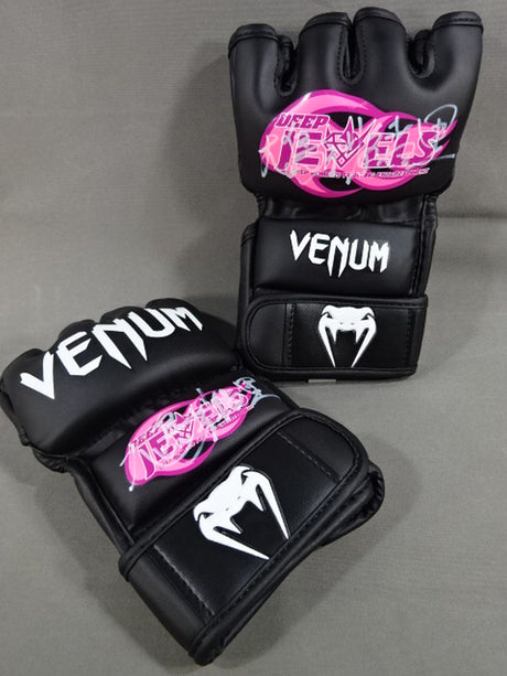 【大島沙緒里 直筆サイン入り】DEEP JEWELS VENUM オープンフィンガーグローブ