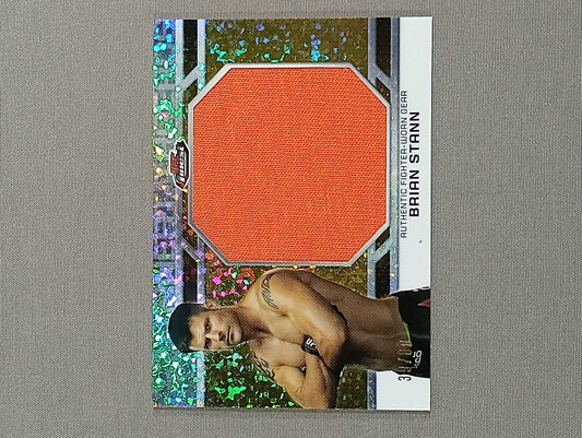 2013 UFC topps ブライアン・スタン 公式レリックカード(コスチューム)