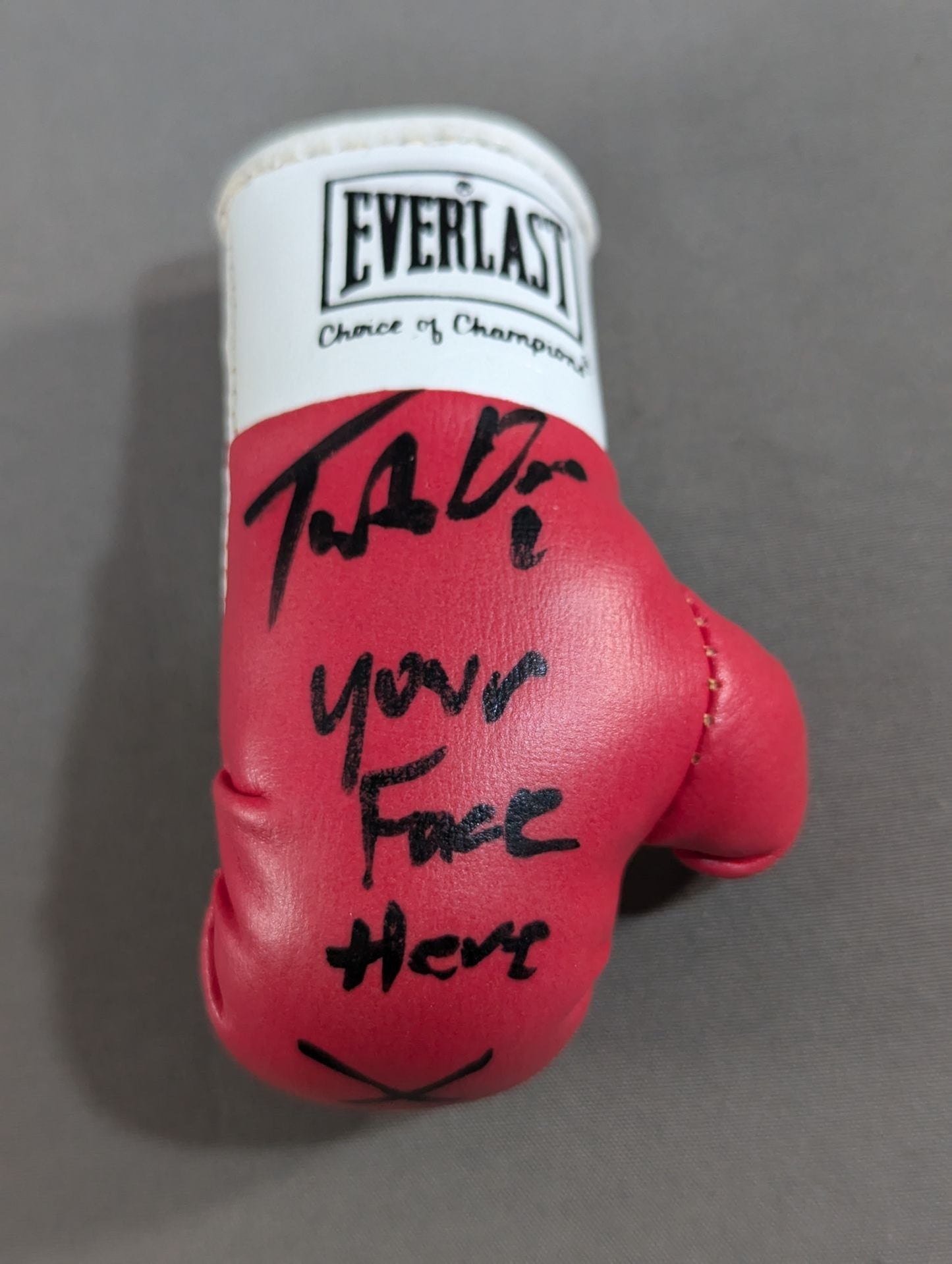 【ティト・オーティズ 直筆サイン入り】EVERLAST ミニチュアグローブ