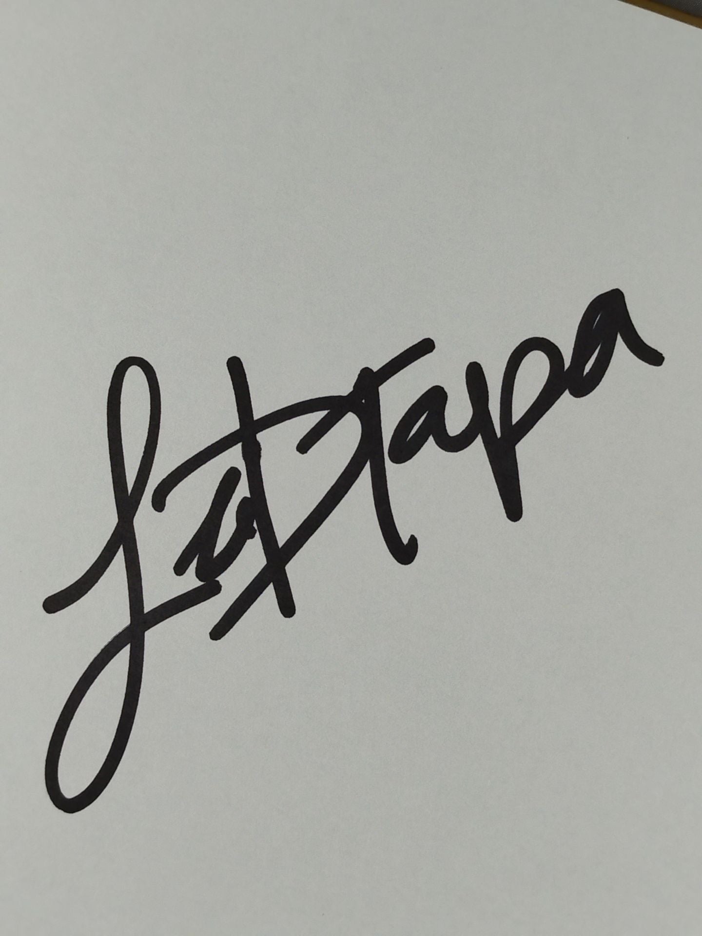 レイディー・タパ