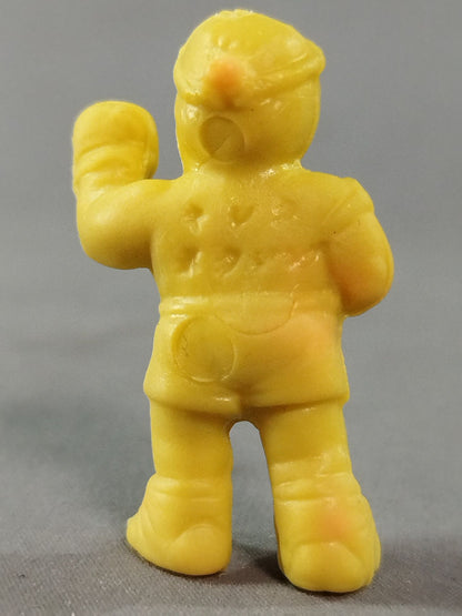 ★ Martial Arts World Fighters Rights ★ Kickboxing (Yellow)