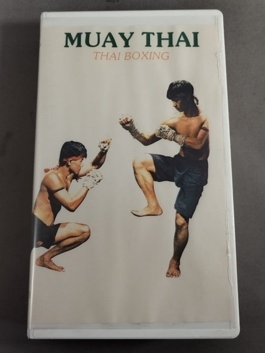 MUAY THAI THAI BOXING