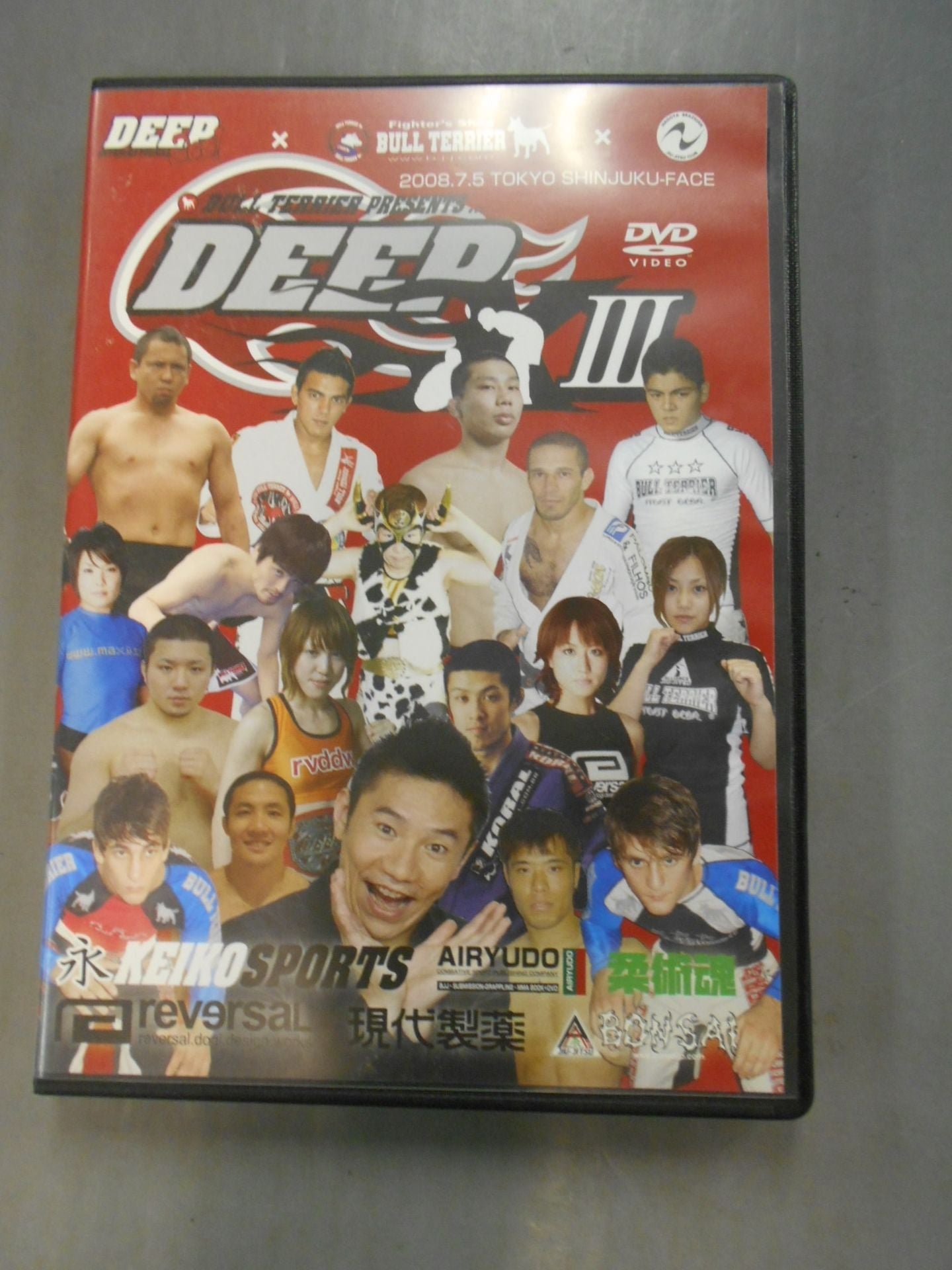 DEEP ⅢBULL TERRIER PRESENTS...