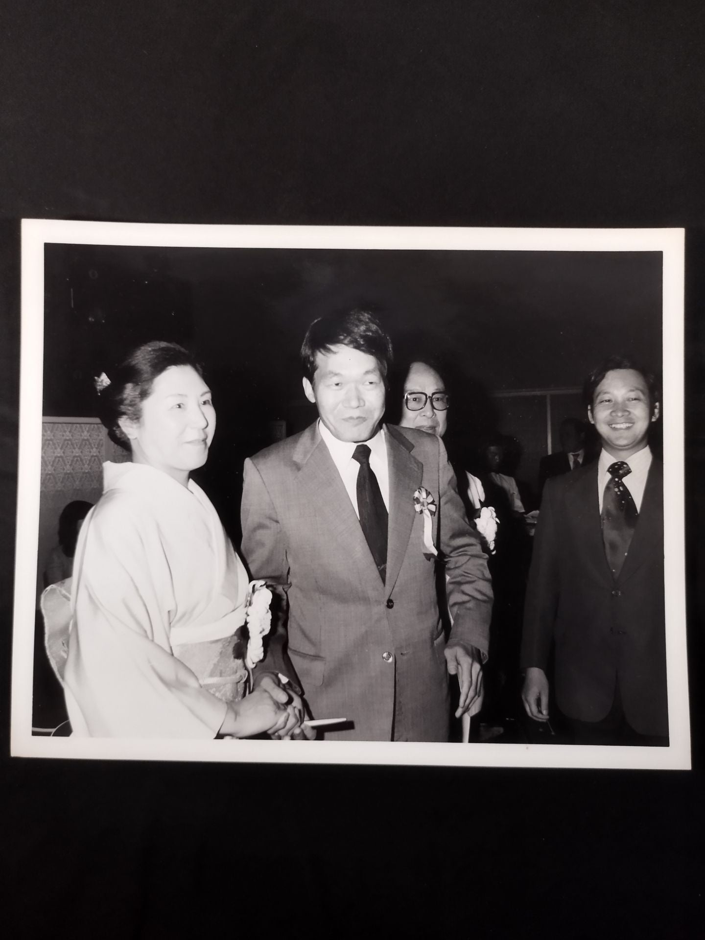 Gathering to encourage Mas Oyama (Masutatsu Oyama)  Large formatPhoto  Set