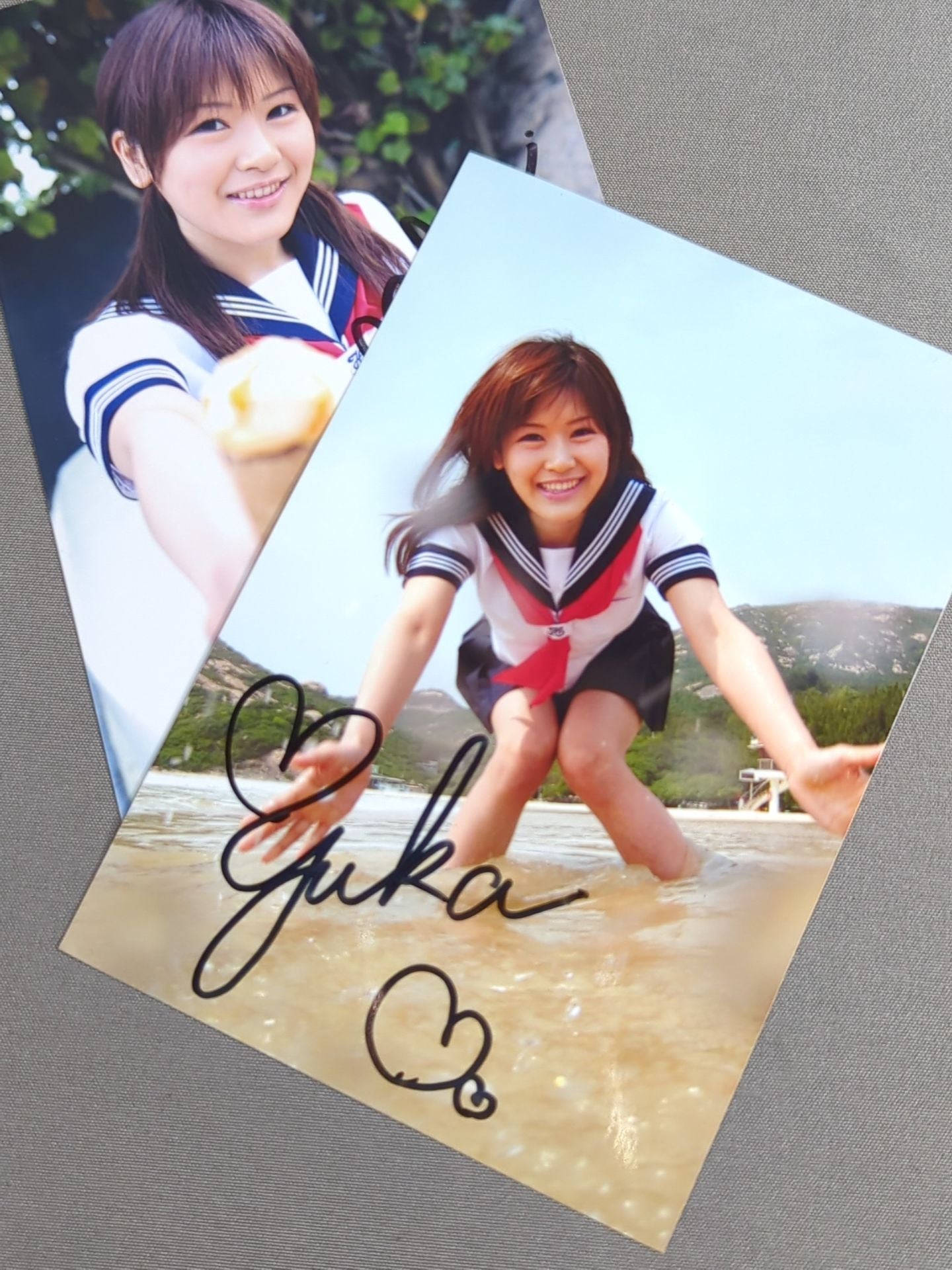 小林由佳 直筆サイン入り ブロマイド 2枚セット – 闘道館